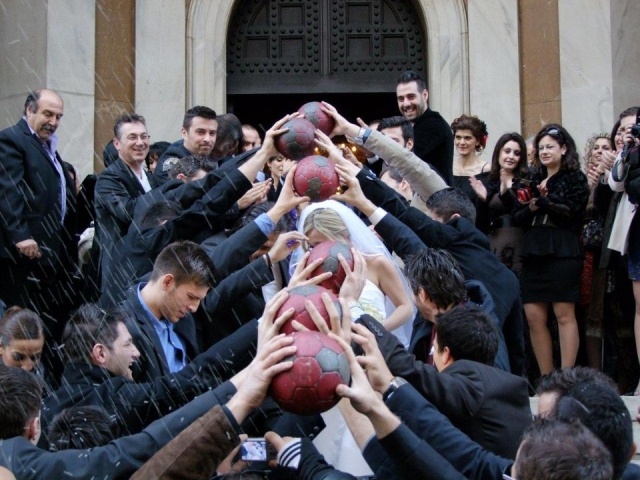 ΑΕΚ: Παντρεύτηκε ο Καφφάτος! (photos)