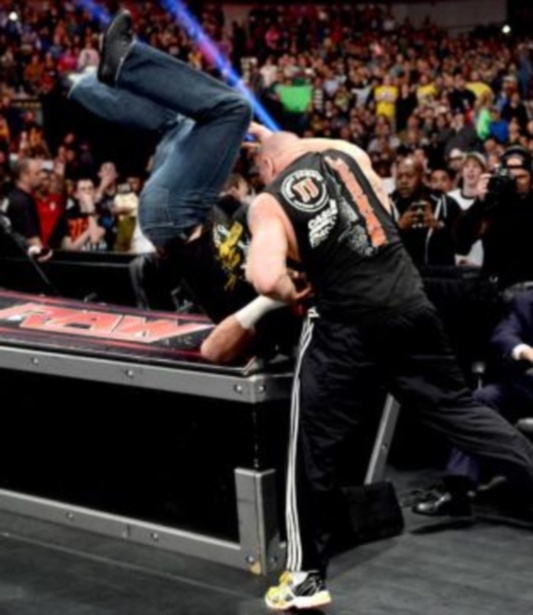Raw SuperShow: Επίσημος διεκδικητής ο Cena (videos+photos)