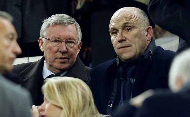 Μάντσεστερ Γιουνάιτεντ: Ο... κατάσκοπος Φέργκιουσον! (photos)