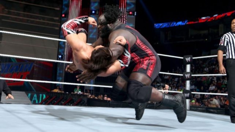 Main Event: Εύκολες νίκες για Sheamus και Henry (photos+video)