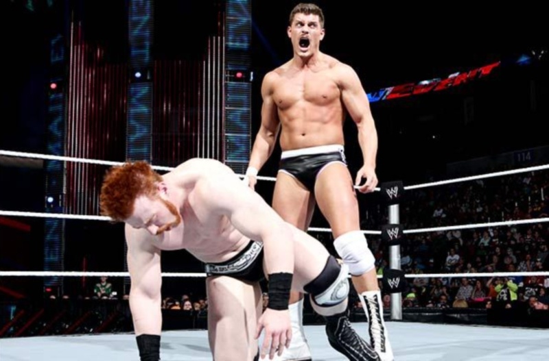 Main Event: Εύκολες νίκες για Sheamus και Henry (photos+video)