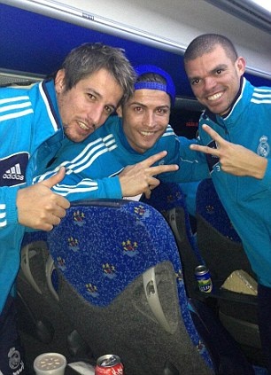 Ρεάλ Μαδρίτης: Τα... τρία του Μουρίνιο! (photos)