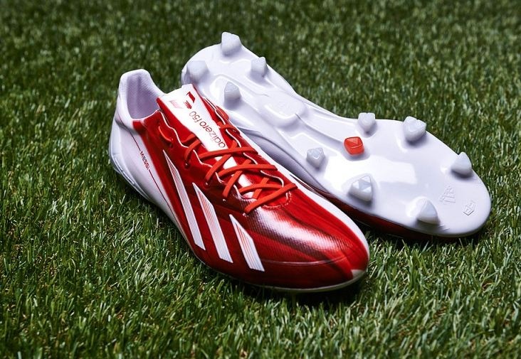 Η adidas παρουσιάζει το signature adizero f50 του Leo Messi (photos)