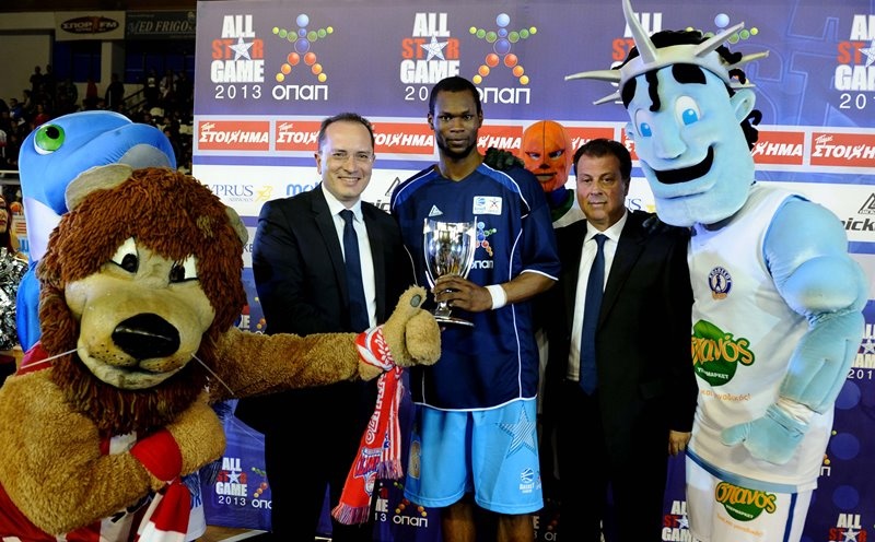 All Star Game: Αγρίεψαν οι μασκότ! (videos+photos)