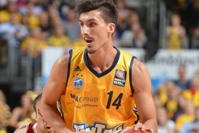 Ντζέντοβιτς στο Onsports: «Να είχα τη… μισή καριέρα του Διαμαντίδη!» (photos+videos)