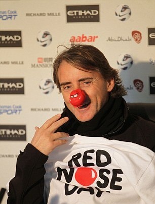 Μάντσεστερ Σίτι: Ο Μαντσίνι και η… κόκκινη μύτη! (photos+video)