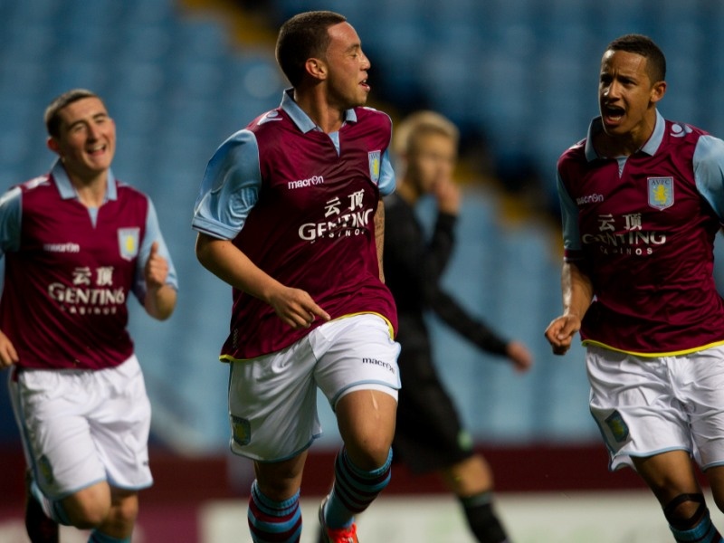 Άστον Βίλα - Ολυμπιακός: Το ευρωπαϊκό «ταξίδι» για το… Κόμο (photos+videos)