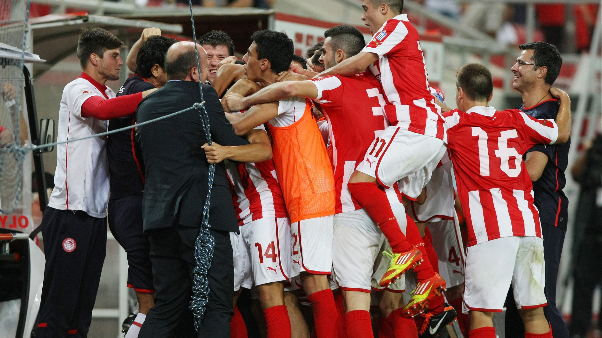 Άστον Βίλα - Ολυμπιακός: Το ευρωπαϊκό «ταξίδι» για το… Κόμο (photos+videos)