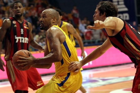 Σμιθ στο Onsports: «Καλύτερη η Μακάμπι» (photos+videos)