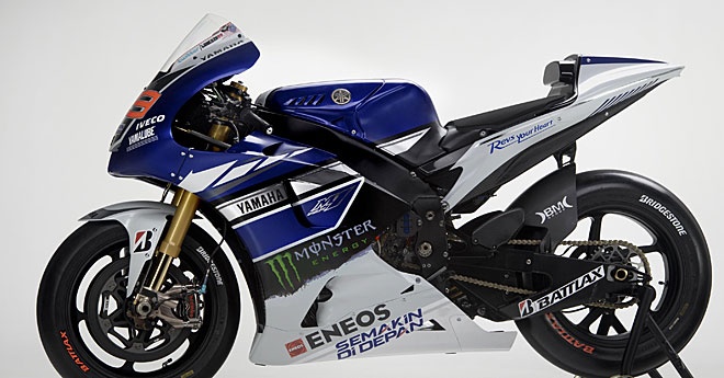 Γιαμάχα: Τα αποκαλυπτήρια με Ρόσι και Λορένθο (photos)