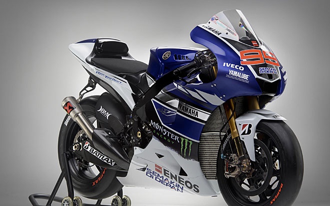 Γιαμάχα: Τα αποκαλυπτήρια με Ρόσι και Λορένθο (photos)