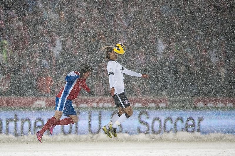 Αυτό θα πει... Snow Soccer (photos+video)
