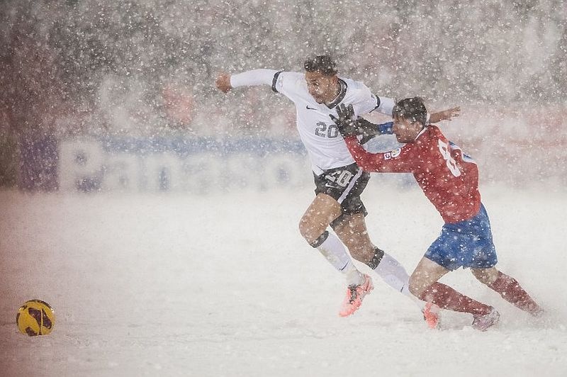Αυτό θα πει... Snow Soccer (photos+video)