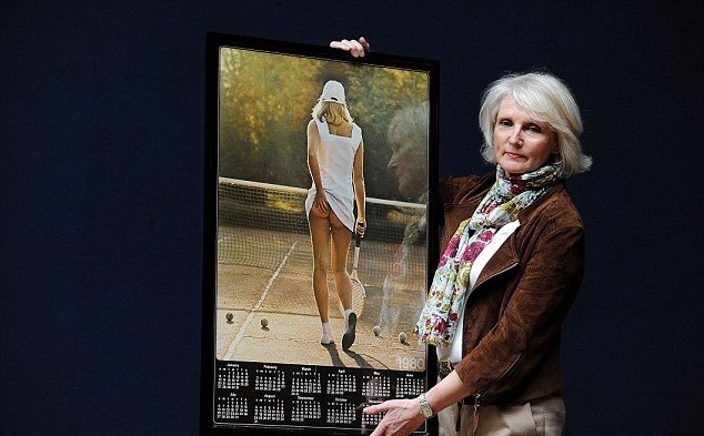 Τένις: Την τσίμπησε σφήκα στα οπίσθια! (photos)