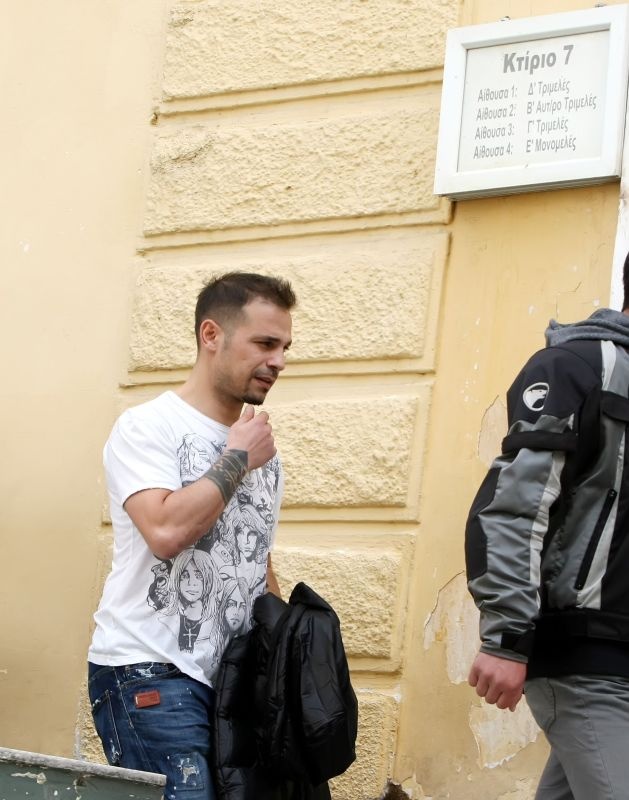Ελεύθερος ο Ντέμης: «Είμαι καθαρός, δεν χρωστάω σε κανέναν» (photos)
