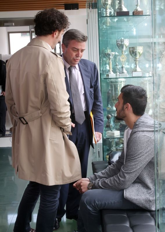 Κατίδης: «Νόμιζα πως σημαίνει σεβασμός!» (photos)