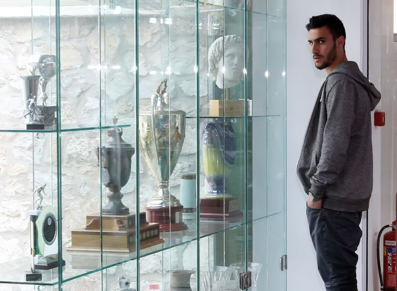 Κατίδης: «Νόμιζα πως σημαίνει σεβασμός!» (photos)