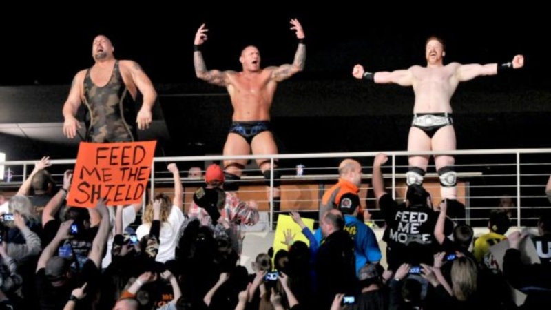 SmackDown: Ρεκόρ για… πλάκα (photos+videos)