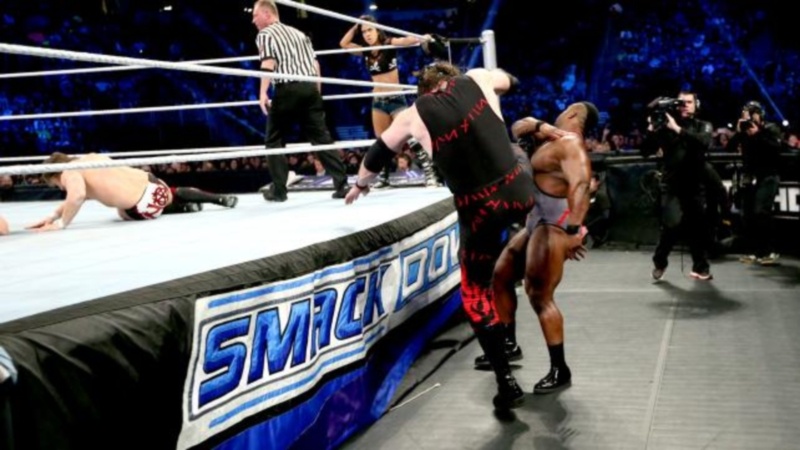 SmackDown: Ρεκόρ για… πλάκα (photos+videos)