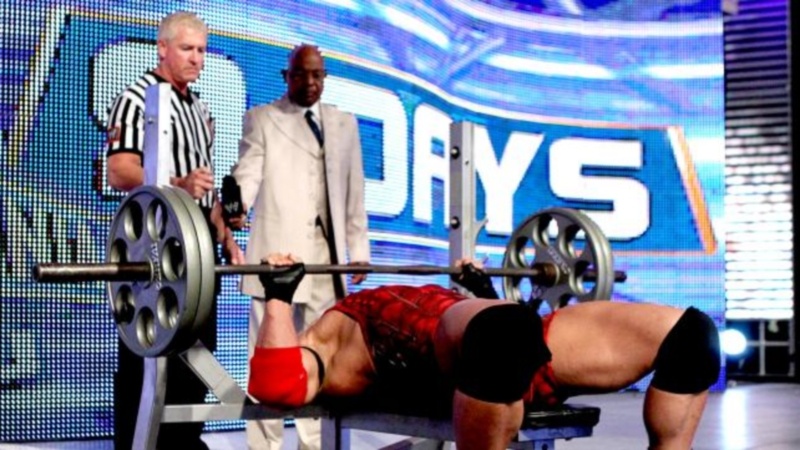 SmackDown: Ρεκόρ για… πλάκα (photos+videos)