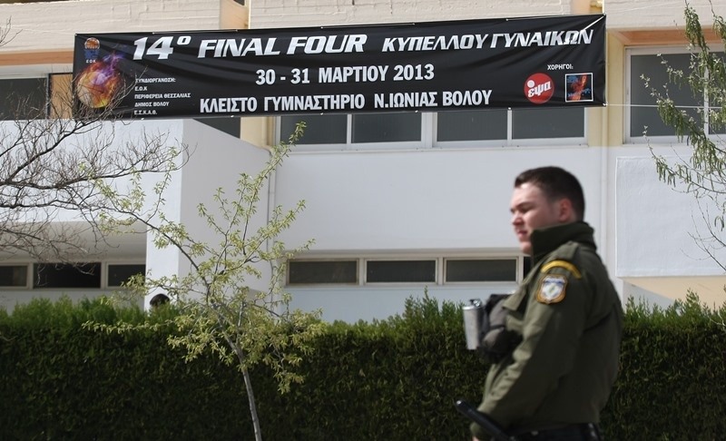 Φάιναλ Φορ Γυναικών: Επεισόδια στον Βόλο (photos)