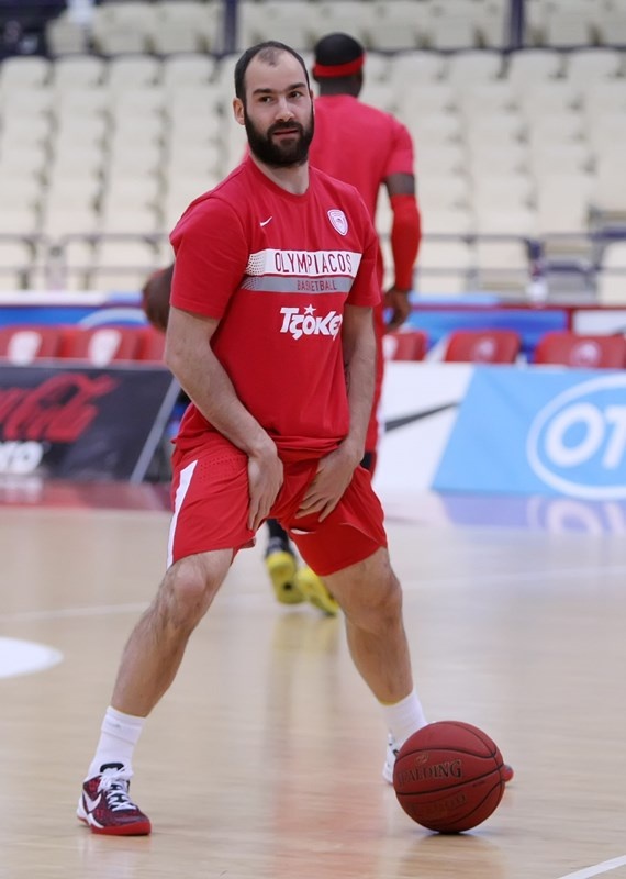 Ολυμπιακός: Παρών και ο Π. Αγγελόπουλος (photos)