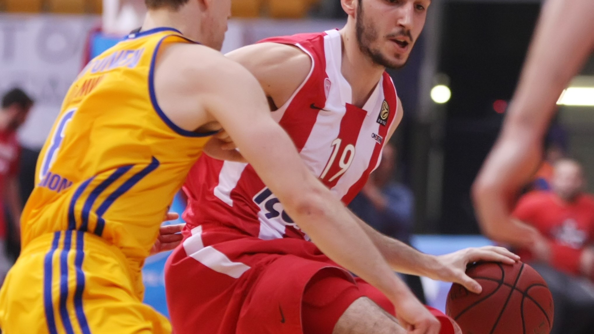 Ολυμπιακός: Με πλεονέκτημα και Εφές! (photos)