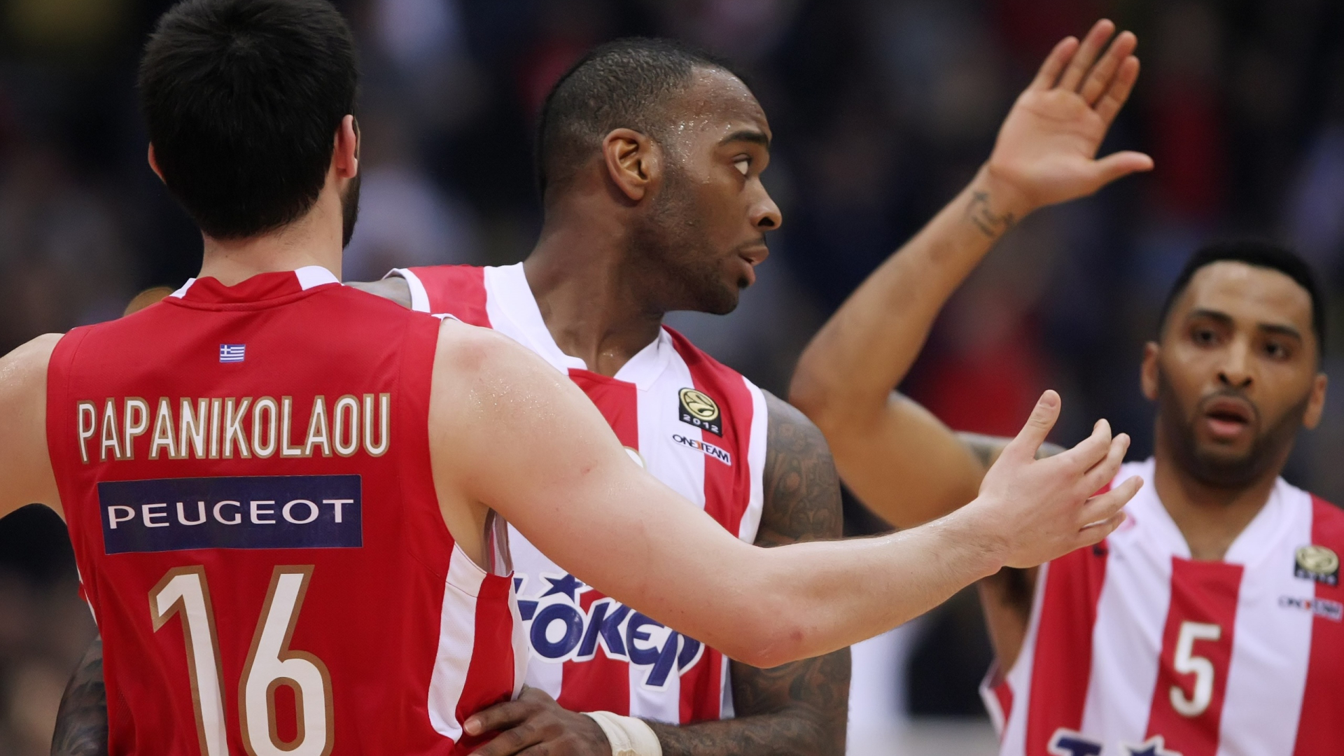 Ολυμπιακός: Με πλεονέκτημα και Εφές! (photos)
