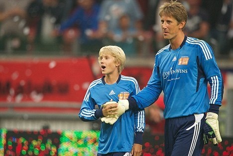 Άγιαξ: Υπογράφει ο φαν ντερ Σαρ! (photos)