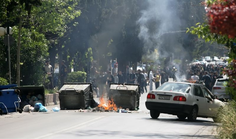 ΑΕΚ: Φωτιές στη Νέα Φιλαδέλφεια (photos)