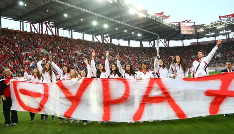 Ολυμπιακός: Η στέψη των πρωταθλητών (videos+photos)