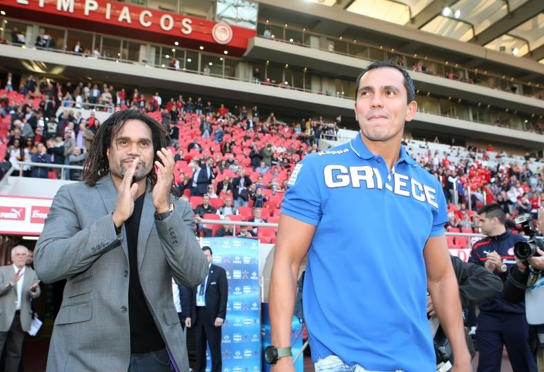 Ολυμπιακός: Αποθέωση για Καρεμπέ και Ζιοβάνι (videos+photos)