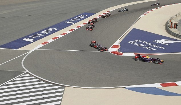 Μπαχρέιν: Τα κλικ της νίκης του Φέτελ και του «διπλού» βάθρου της Λότους (photos)