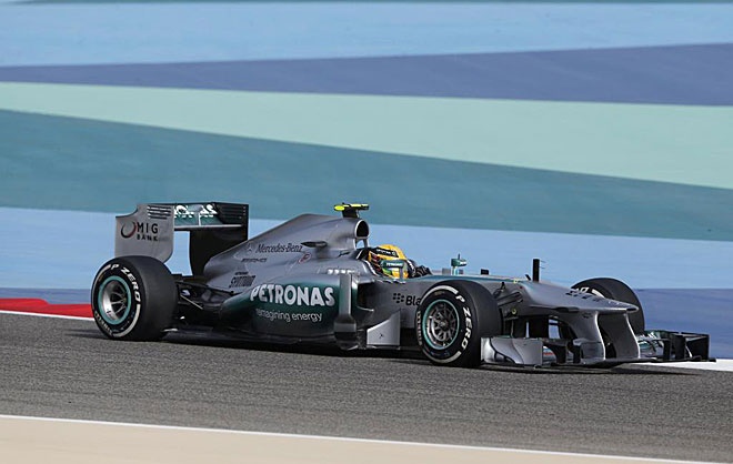 Μπαχρέιν: Τα κλικ της νίκης του Φέτελ και του «διπλού» βάθρου της Λότους (photos)