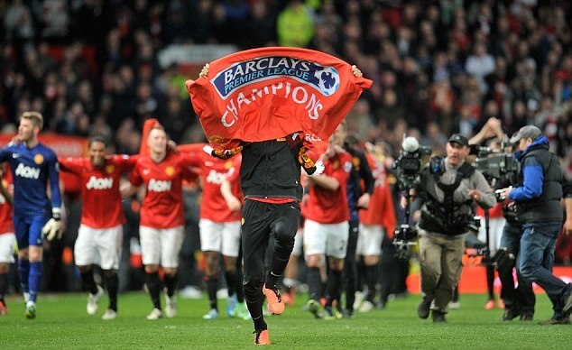 Μάντσεστερ Γιουνάιτεντ: Οι πανηγυρισμοί για τον τίτλο (photos+videos)