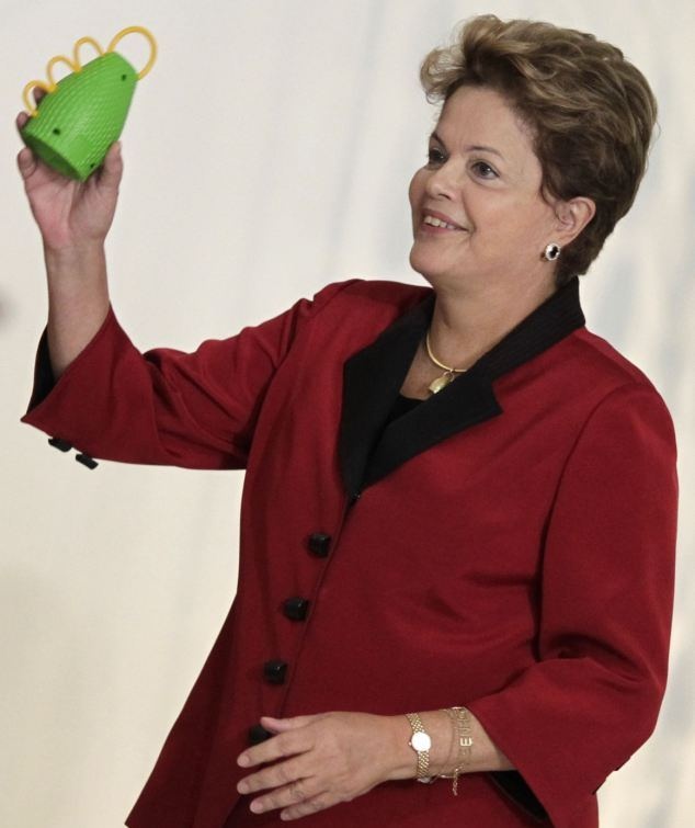 Μουντιάλ 2014: Άλλη… βουβουζέλα μας βρήκε στη Βραζιλία! (photos+video)