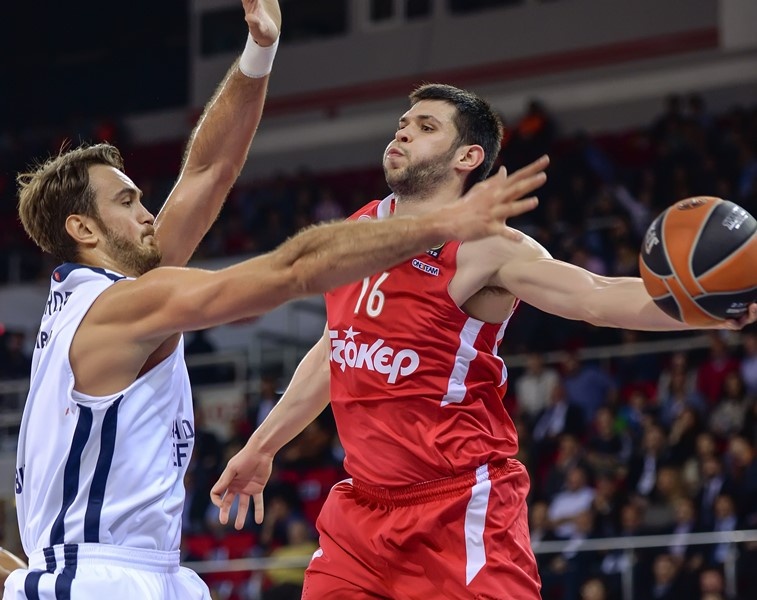 Ολυμπιακός: Στατιστικά καλύτερος της Εφές (photos+videos)