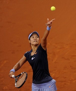 Πήρε και την… Πόρσε η Σαράποβα (photos+video)