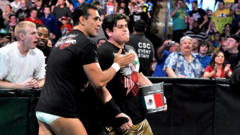 Raw SuperShow: Νέα επιβολή δικαιοσύνης από Shield (photos+videos)