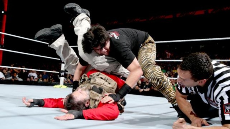 Raw SuperShow: Νέα επιβολή δικαιοσύνης από Shield (photos+videos)