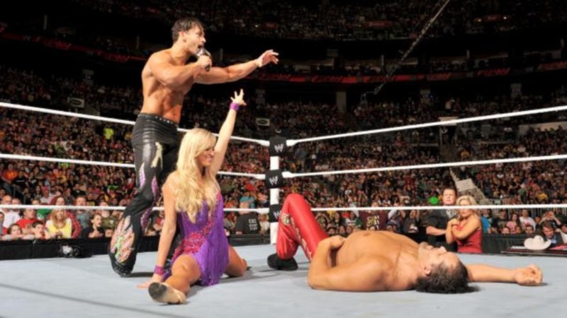 Raw SuperShow: Νέα επιβολή δικαιοσύνης από Shield (photos+videos)