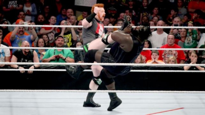 Raw SuperShow: Νέα επιβολή δικαιοσύνης από Shield (photos+videos)