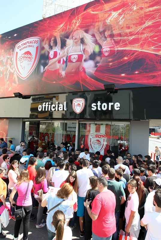 Ολυμπιακός: Αποθέωση για τρεις (photos)