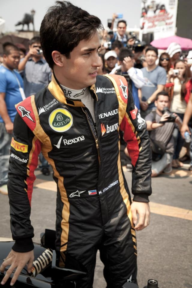 Λότους: Επίδειξη στις Φιλιππίνες (photos)