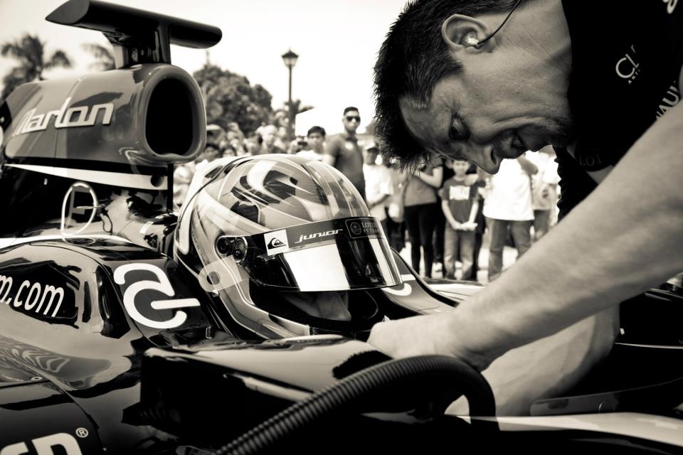 Λότους: Επίδειξη στις Φιλιππίνες (photos)