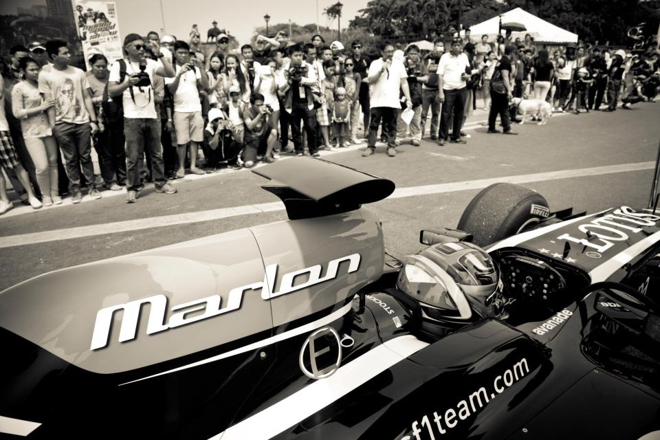 Λότους: Επίδειξη στις Φιλιππίνες (photos)