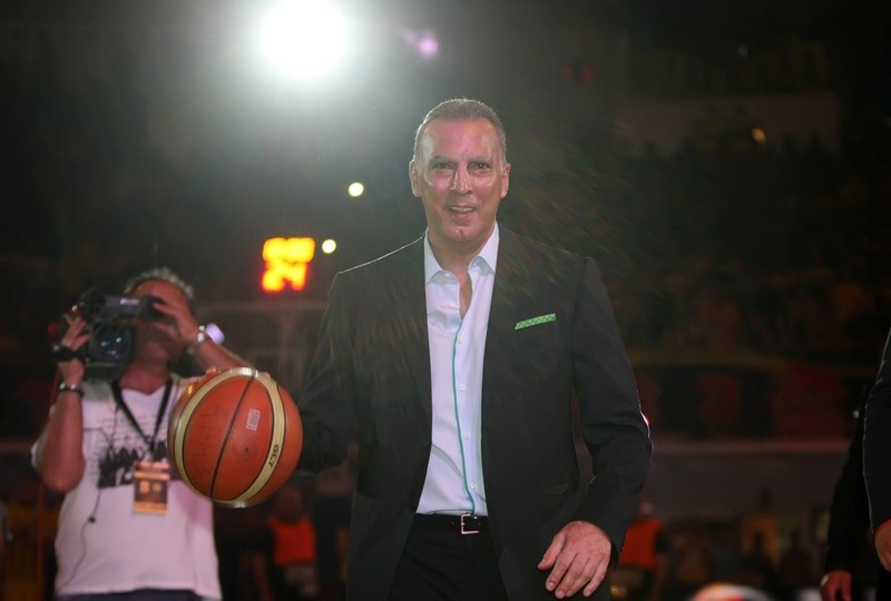 Νίκος Γκάλης: «Τι την έκανε την μπάλα ο θεός» (photos)