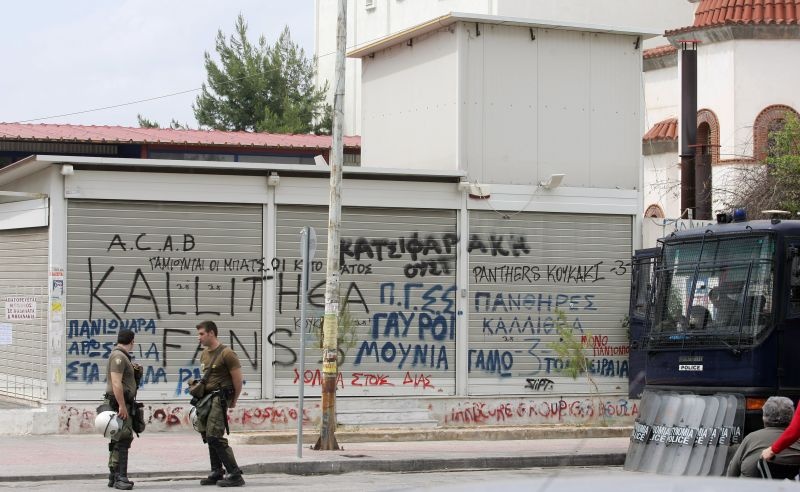 Οι φθορές στη Νέα Σμύρνη (photos)