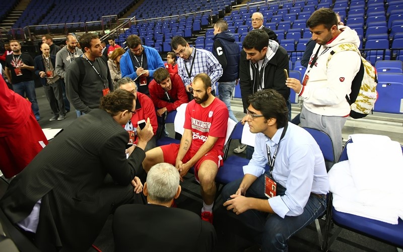 Ολυμπιακός: Με Σερμαντίνι η προπόνηση (photos+video)