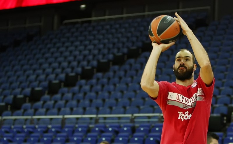 Ολυμπιακός: Με Σερμαντίνι η προπόνηση (photos+video)